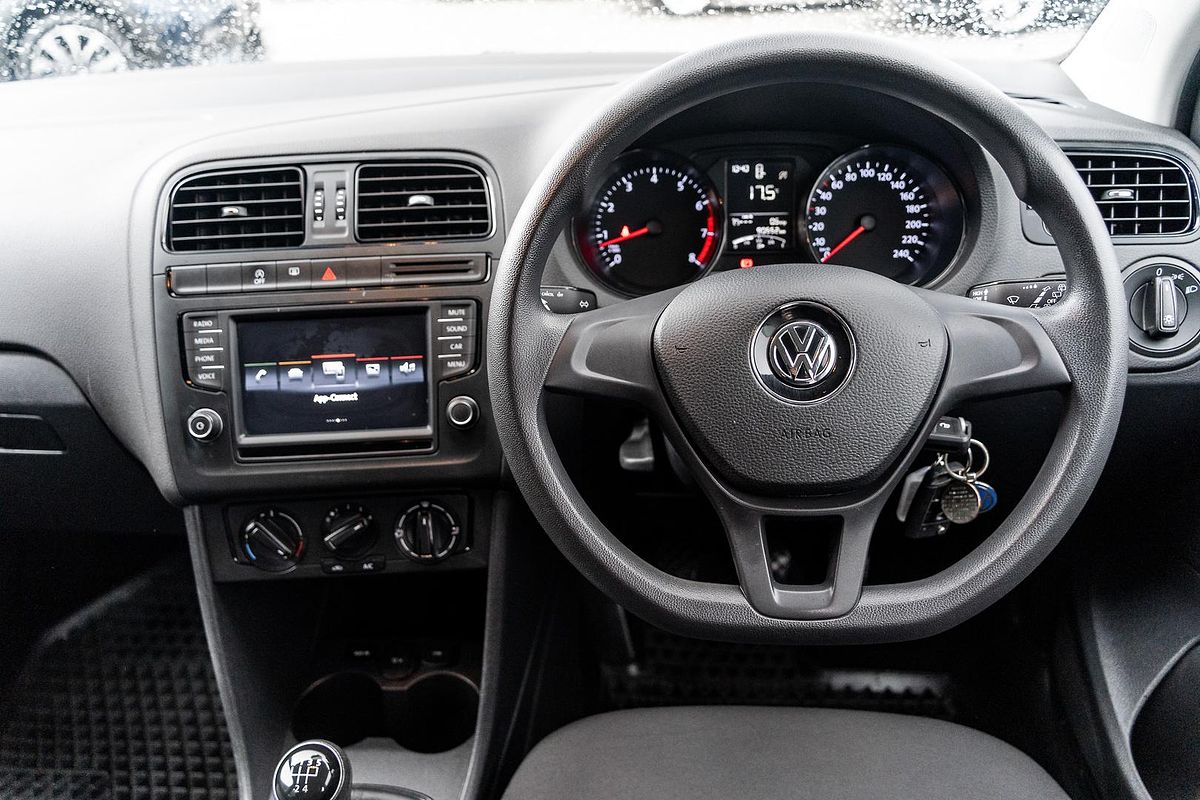 2015 Volkswagen Polo 66TSI Trendline 6R
