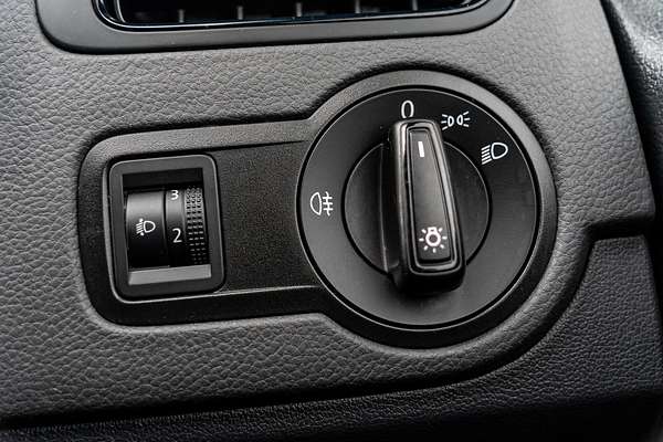 2015 Volkswagen Polo 66TSI Trendline 6R