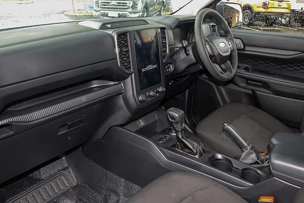 2025 Ford Ranger XL 4X4 2.0L