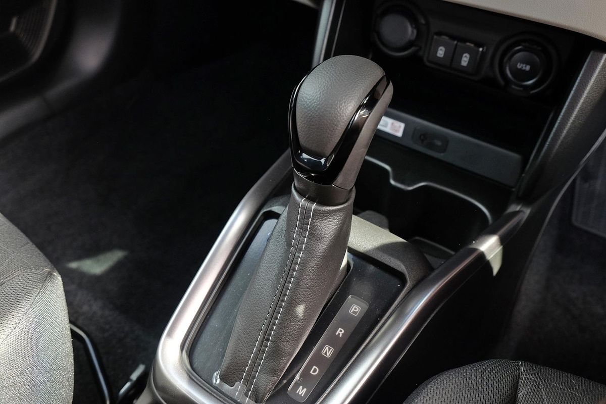 2024 Suzuki Swift Hybrid GLX UZ
