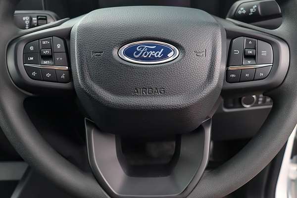 2025 Ford Ranger XL 4X4 2.0L