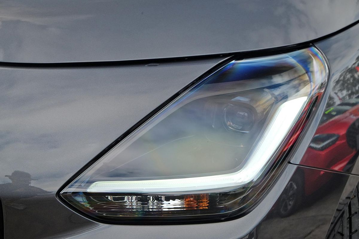 2024 Suzuki Swift Hybrid GLX UZ