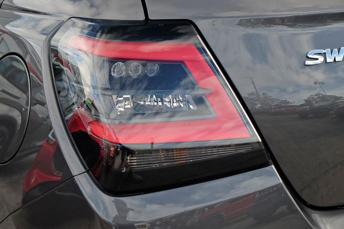 2024 Suzuki Swift Hybrid GLX UZ