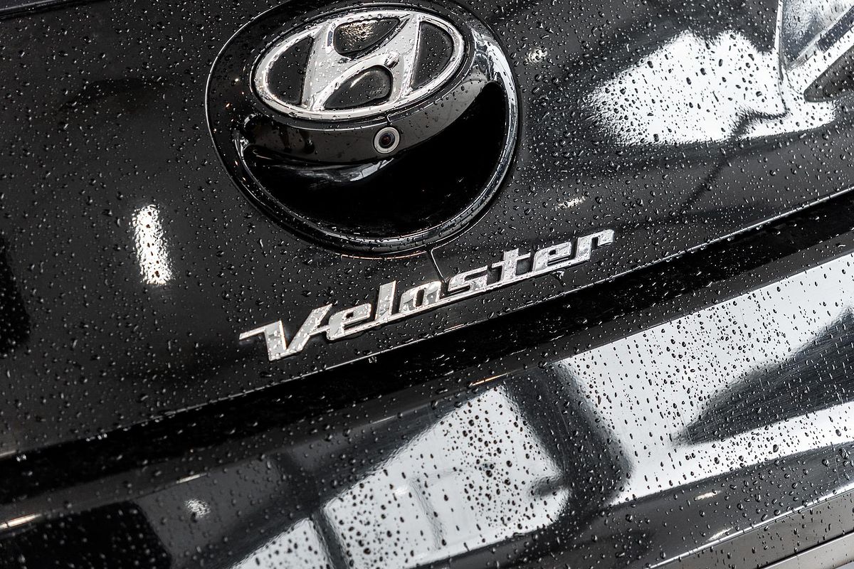 2016 Hyundai Veloster SR Turbo FS4 Series II