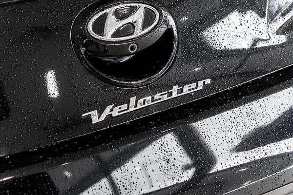 2016 Hyundai Veloster SR Turbo FS4 Series II