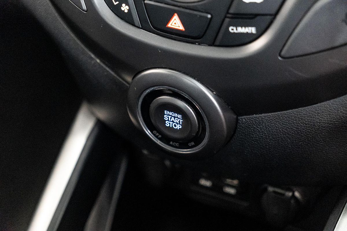 2016 Hyundai Veloster SR Turbo FS4 Series II