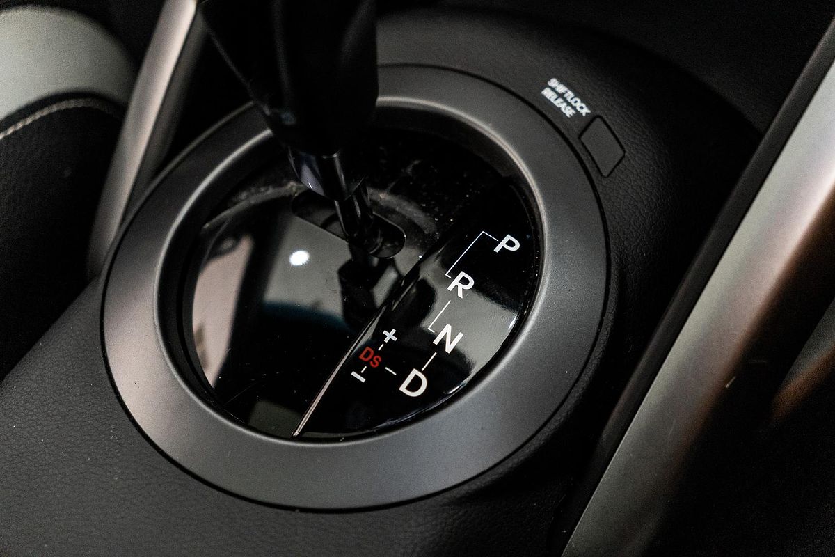 2016 Hyundai Veloster SR Turbo FS4 Series II