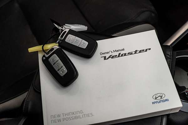 2016 Hyundai Veloster SR Turbo FS4 Series II
