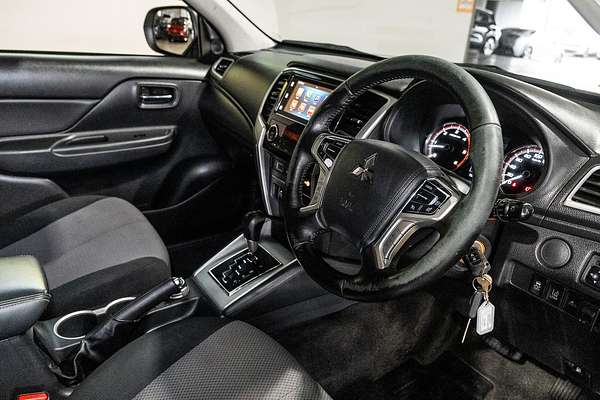 2021 Mitsubishi Triton GLX-R MR 4X4
