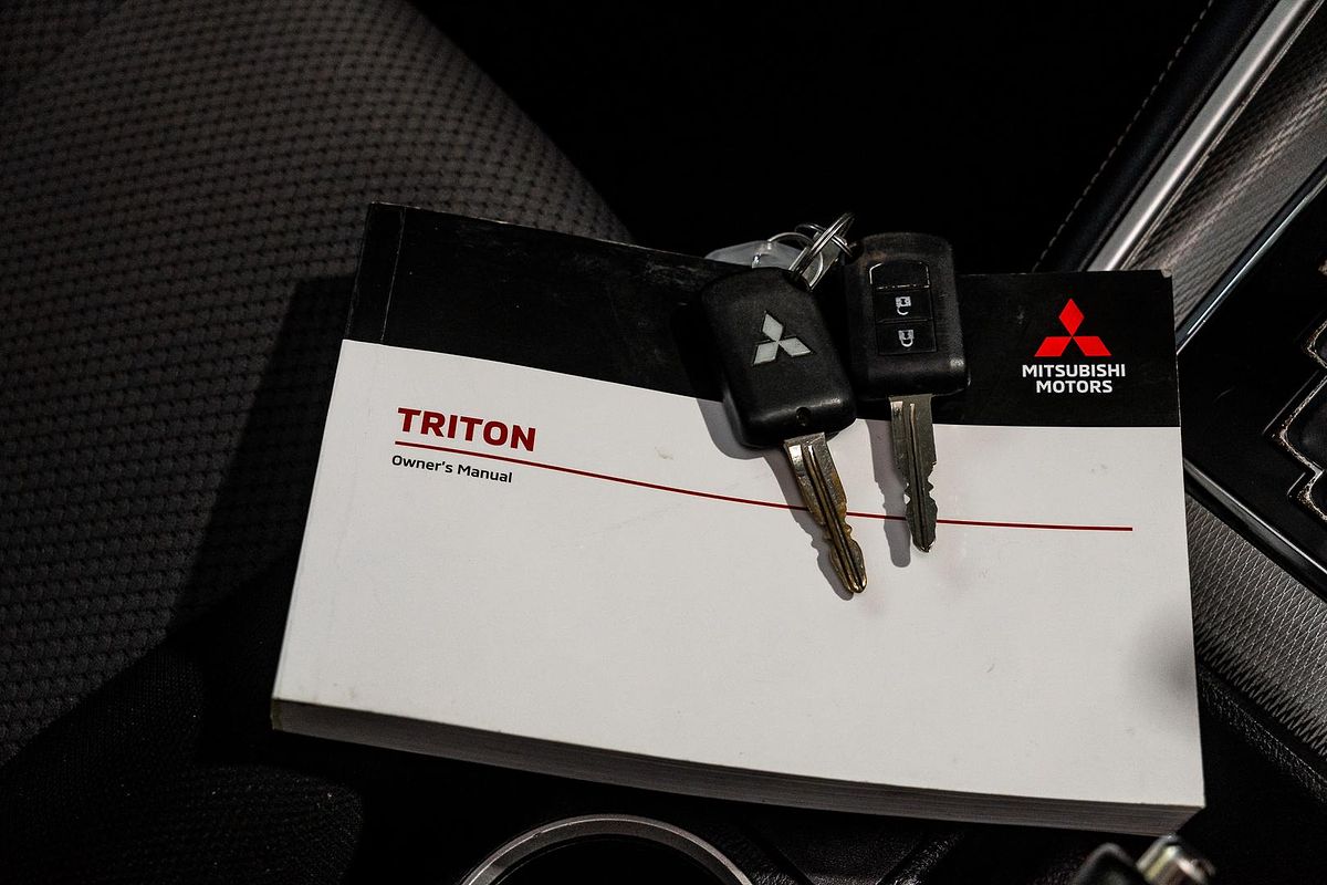 2021 Mitsubishi Triton GLX-R MR 4X4