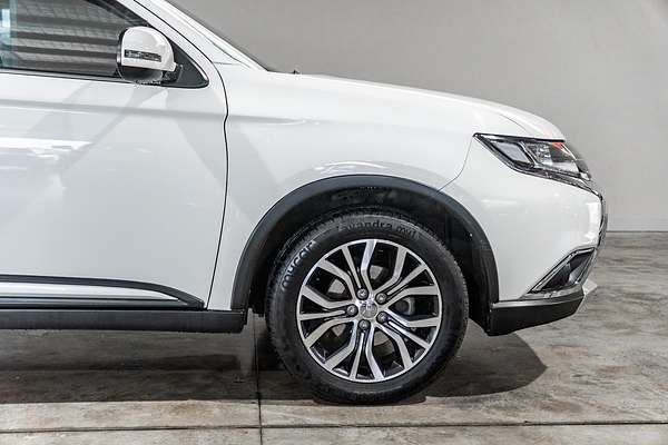 2017 Mitsubishi Outlander LS Safety Pack ZK