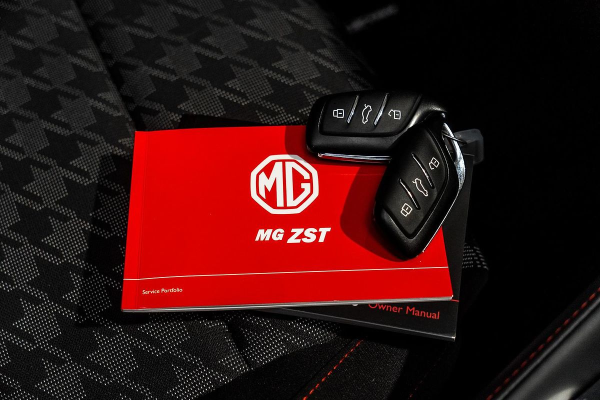 2022 MG ZST Core