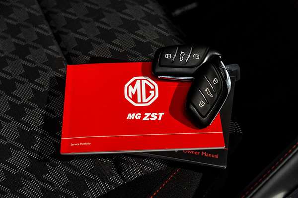 2022 MG ZST Core