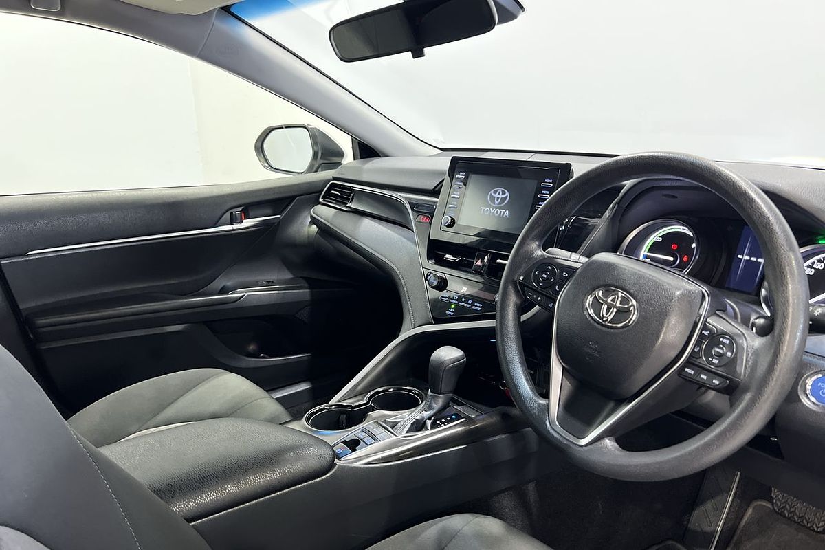 2024 Toyota Camry Ascent AXVH70R