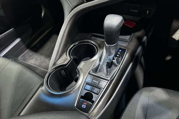 2024 Toyota Camry Ascent AXVH70R