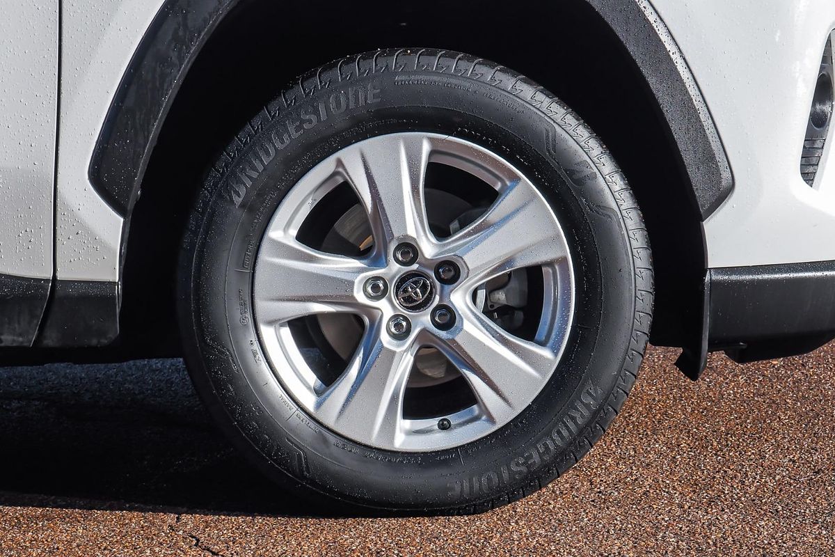 2020 Toyota RAV4 GX MXAA52R