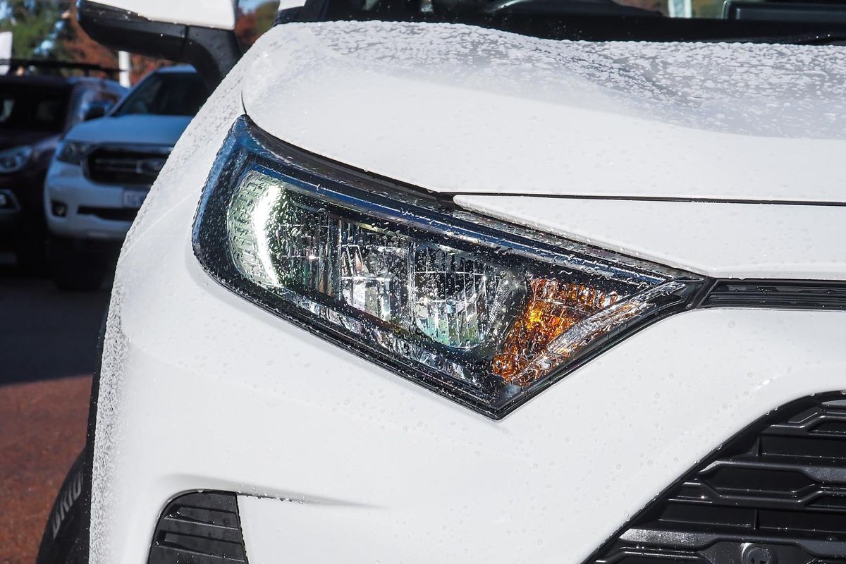 2020 Toyota RAV4 GX MXAA52R
