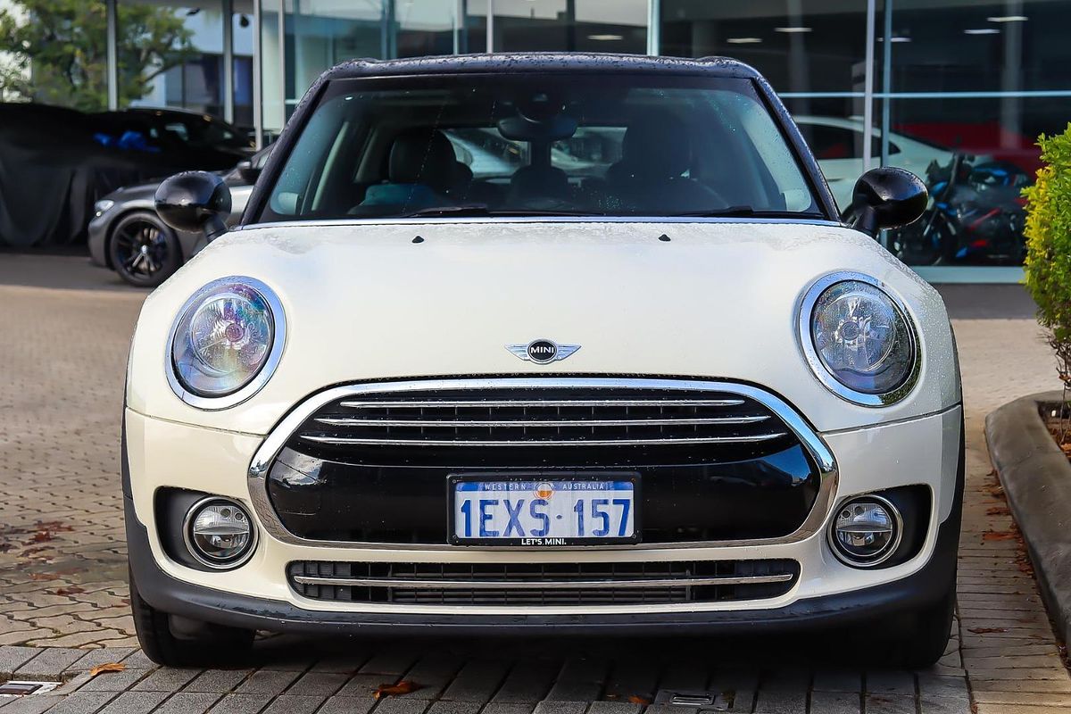 2015 MINI Clubman Cooper F54