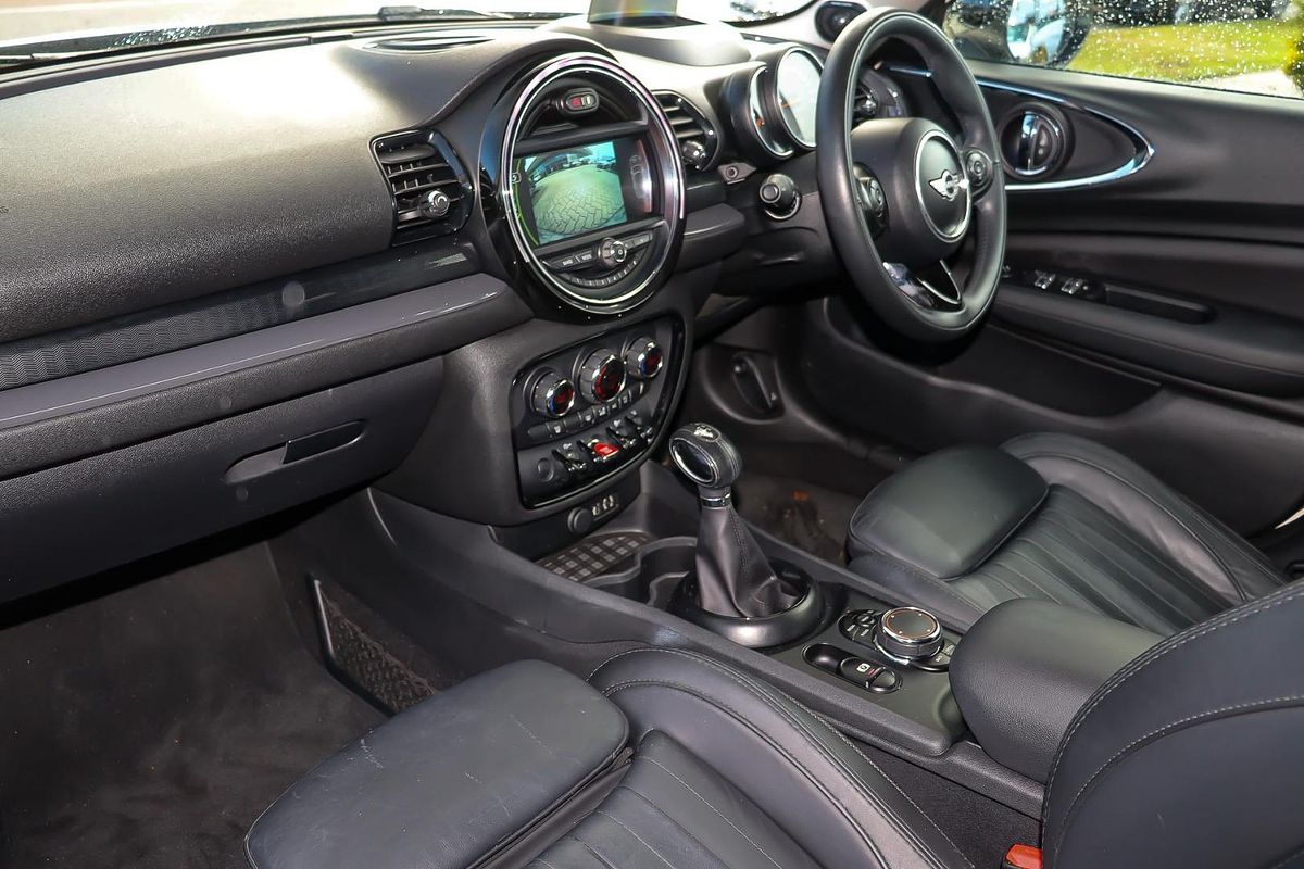 2015 MINI Clubman Cooper F54