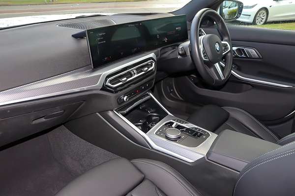 2023 BMW 3 Series 330i M Sport G20 LCI