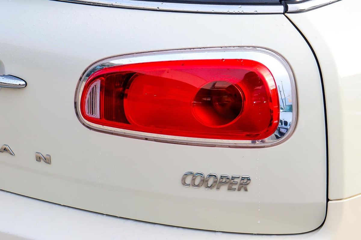 2015 MINI Clubman Cooper F54