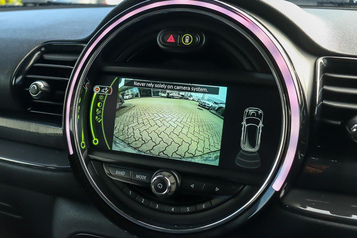 2015 MINI Clubman Cooper F54