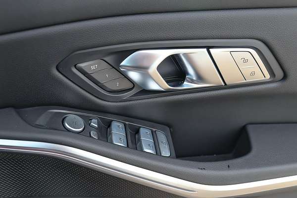 2023 BMW 3 Series 330i M Sport G20 LCI