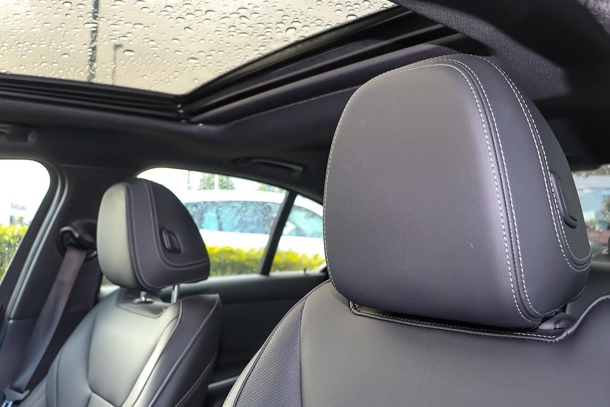 2023 BMW 3 Series 330i M Sport G20 LCI