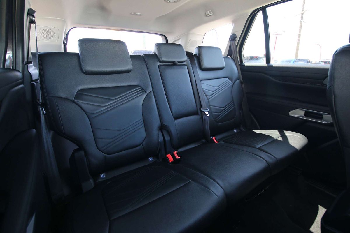 2024 Ford Everest Ambiente 2.0L
