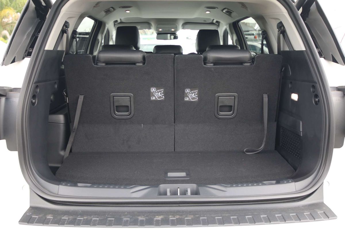 2024 Ford Everest Ambiente 2.0L