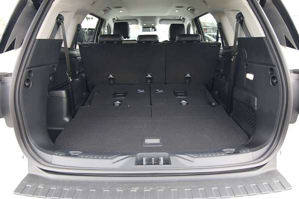 2024 Ford Everest Ambiente 2.0L