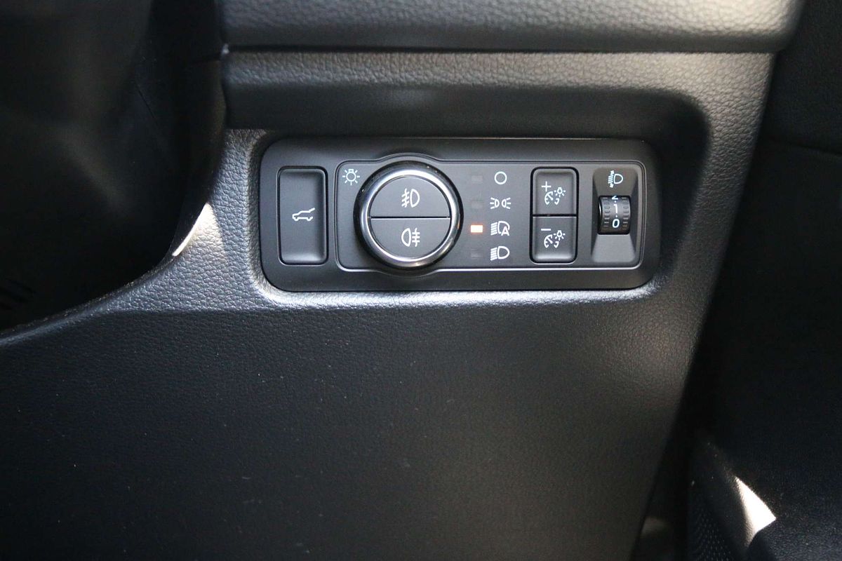2024 Ford Everest Ambiente 2.0L