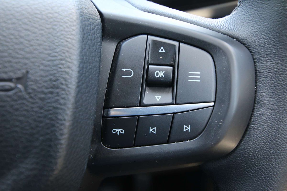 2024 Ford Everest Ambiente 2.0L