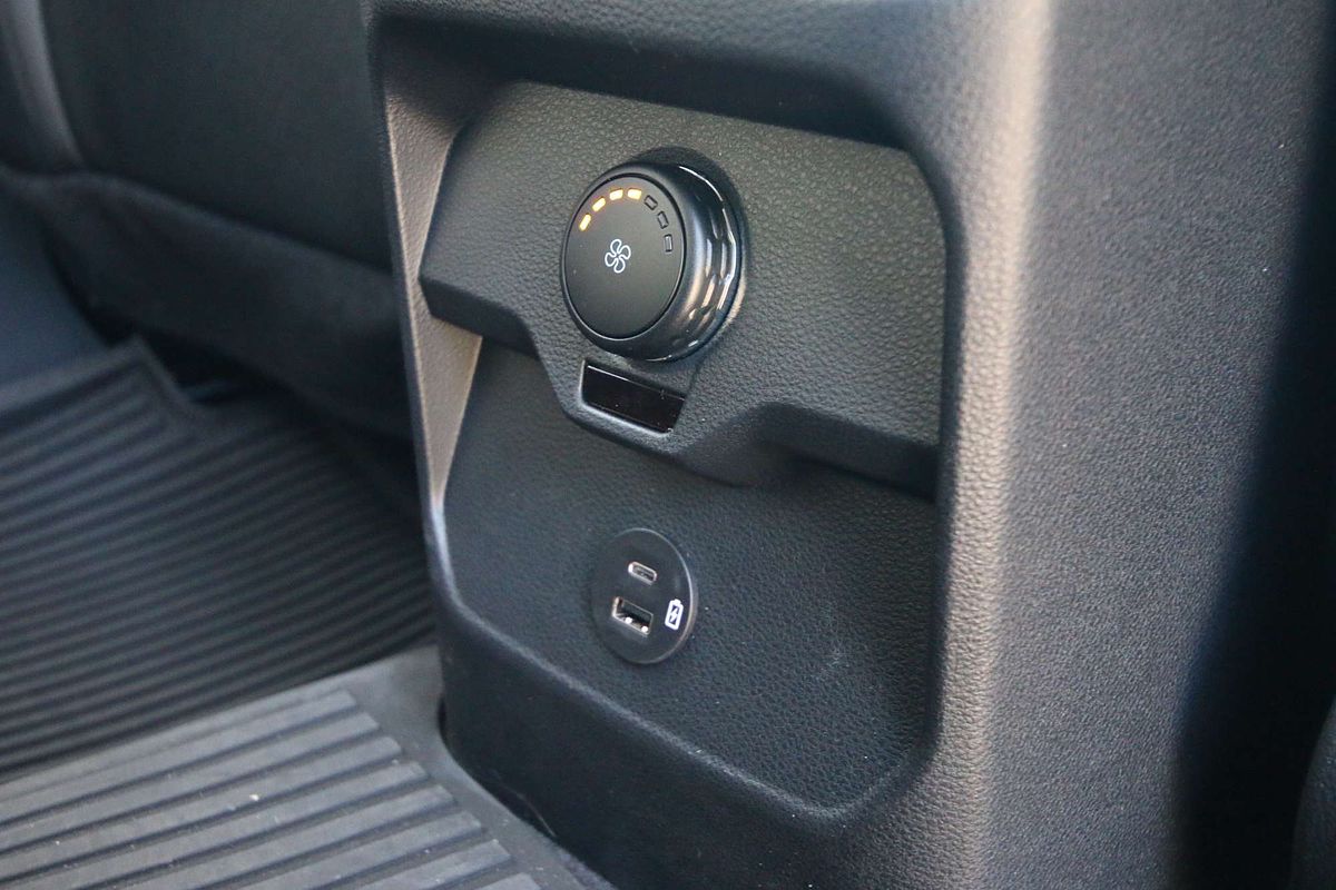 2024 Ford Everest Ambiente 2.0L