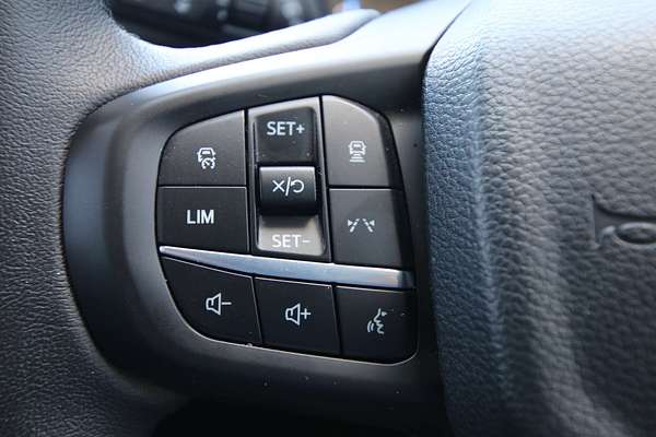 2024 Ford Everest Ambiente 2.0L