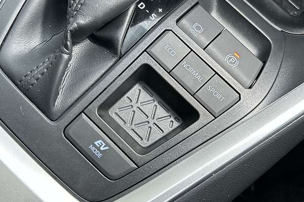 2022 Toyota RAV4 GXL AXAH52R