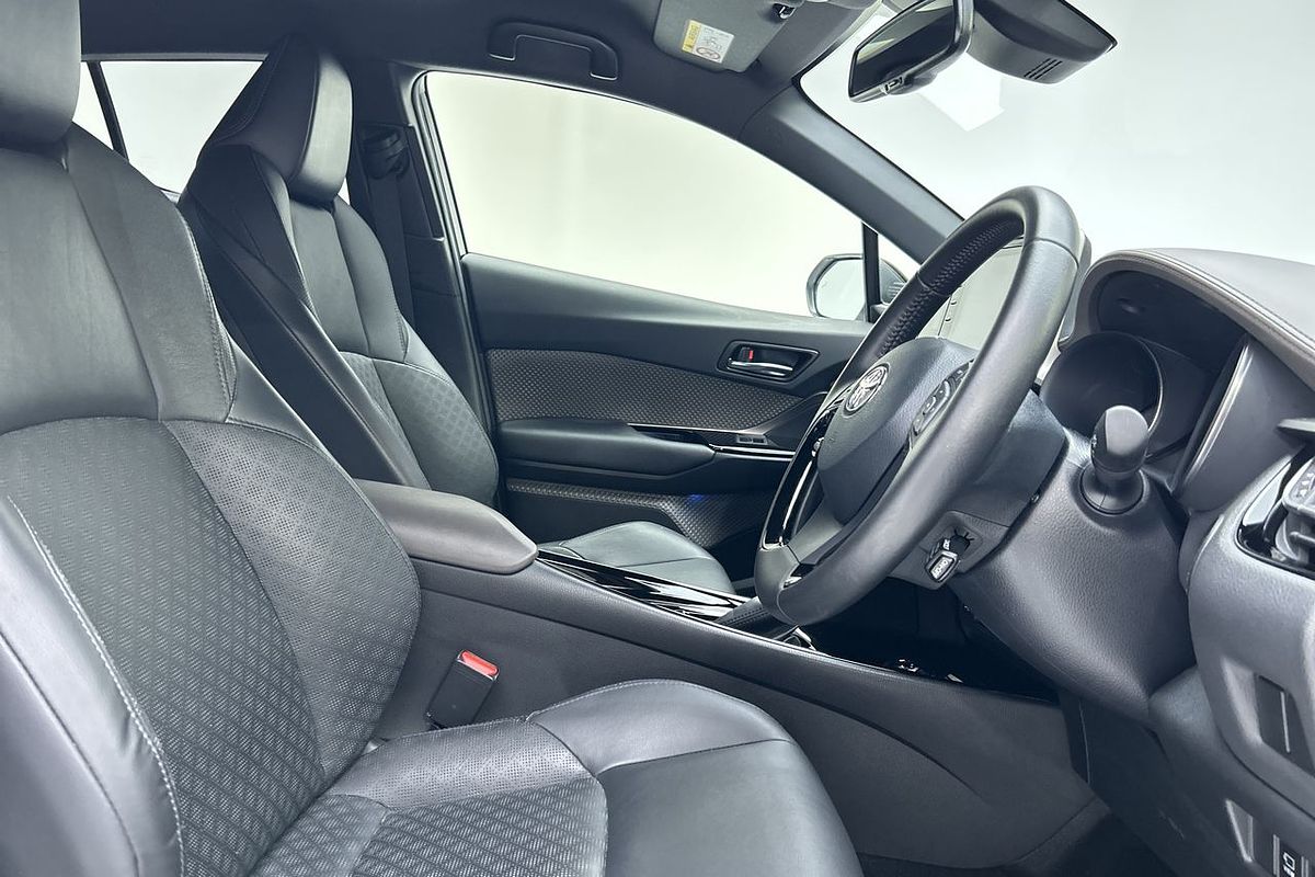 2022 Toyota C-HR Koba ZYX10R