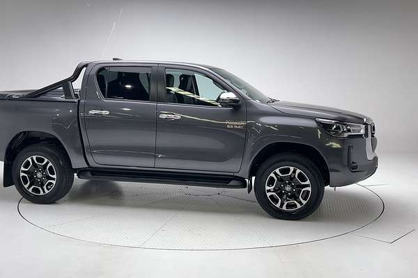 2023 Toyota Hilux SR5 GUN126R 4X4