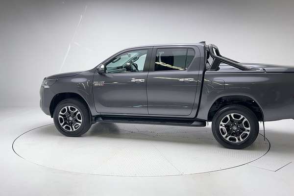 2023 Toyota Hilux SR5 GUN126R 4X4