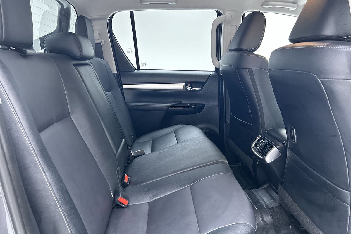 2023 Toyota Hilux SR5 GUN126R 4X4