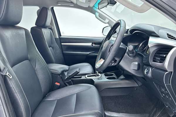 2023 Toyota Hilux SR5 GUN126R 4X4