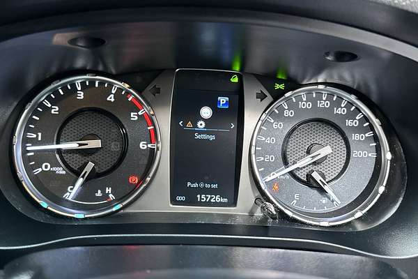 2023 Toyota Hilux SR5 GUN126R 4X4