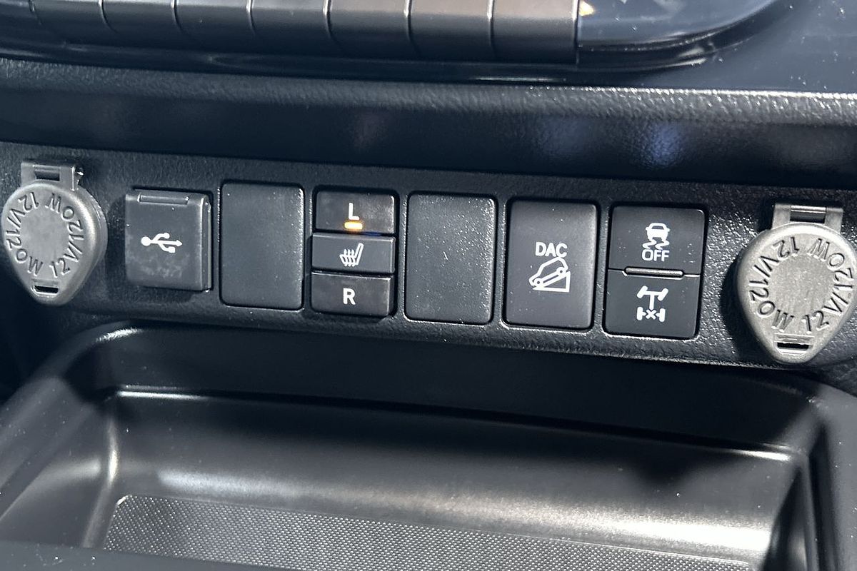 2023 Toyota Hilux SR5 GUN126R 4X4