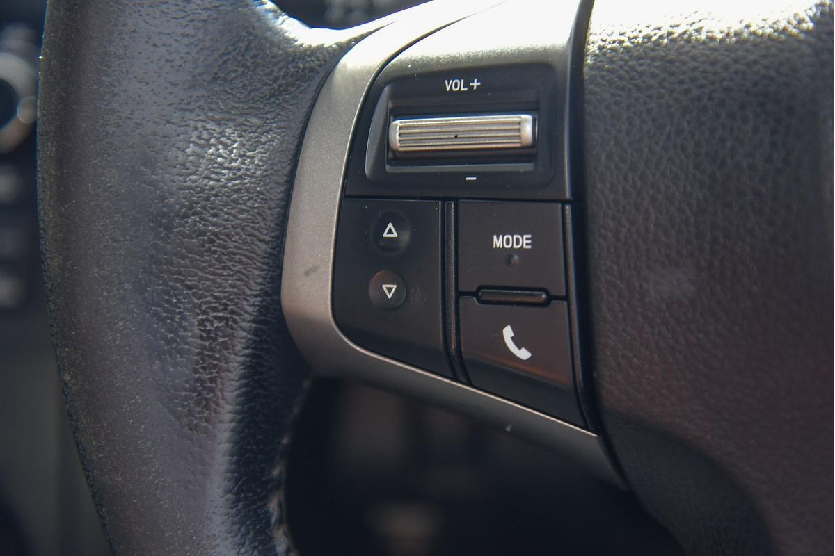 2015 Isuzu D-MAX SX 4X4