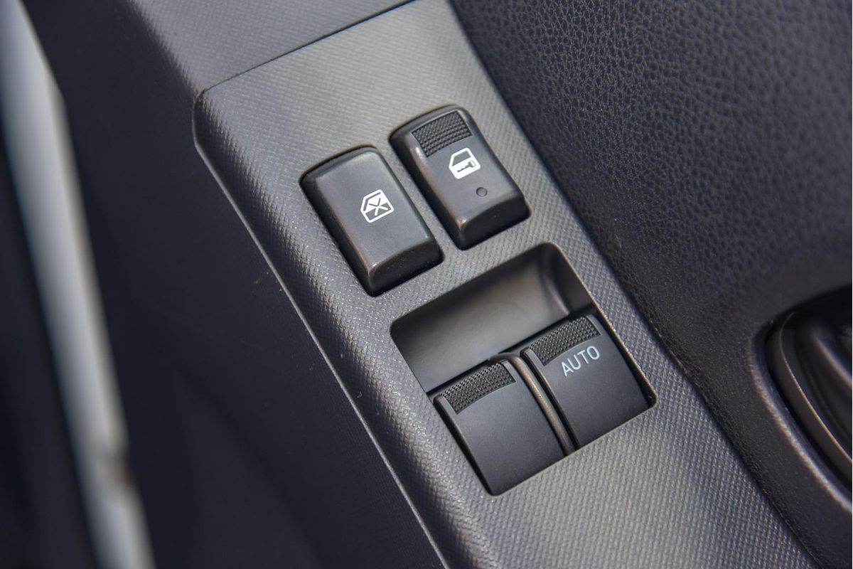 2015 Isuzu D-MAX SX 4X4