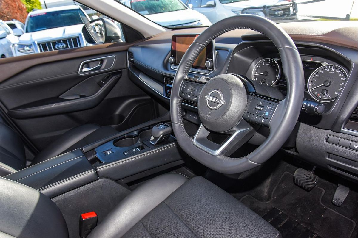 2023 Nissan X-TRAIL ST-L T33