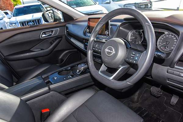 2023 Nissan X-TRAIL ST-L T33