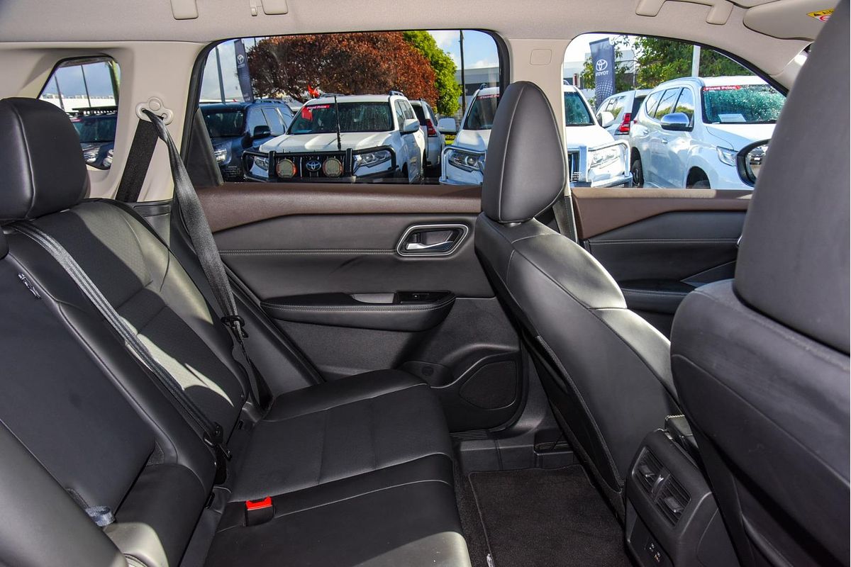 2023 Nissan X-TRAIL ST-L T33