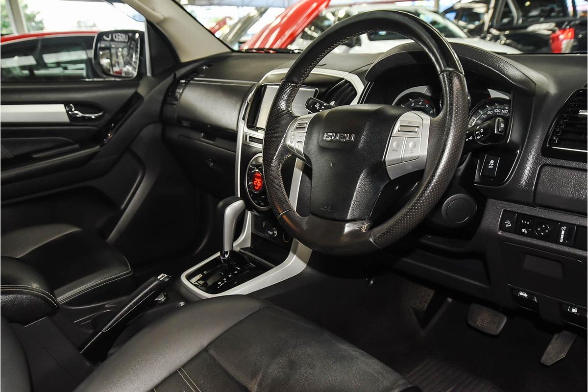 2018 Isuzu MU-X LS-T