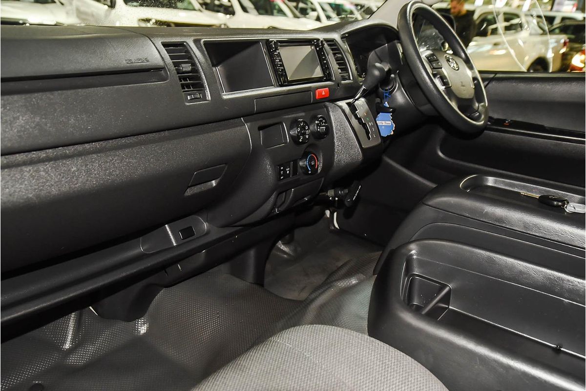 2018 Toyota Hiace Commuter KDH223R